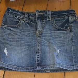 Blue jean skirt great condition!